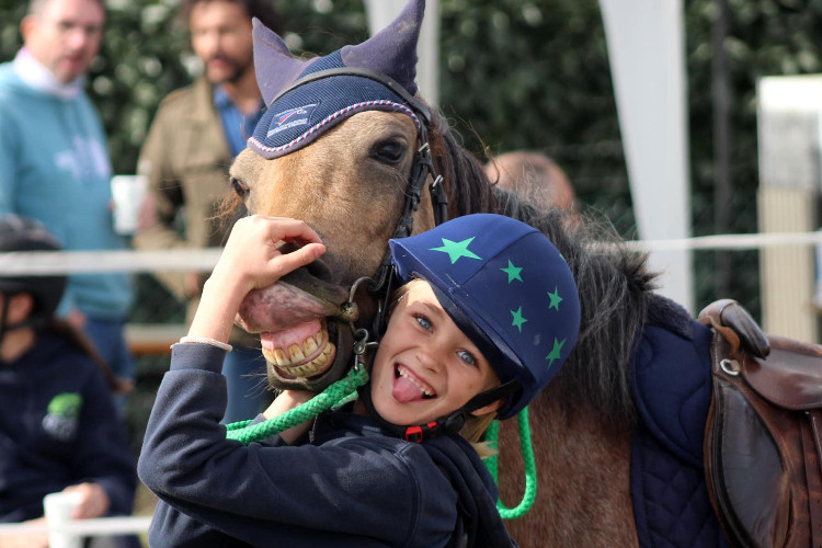 Image de Journée déguisement à poney pour la nouvelle année à partir du galop 1
